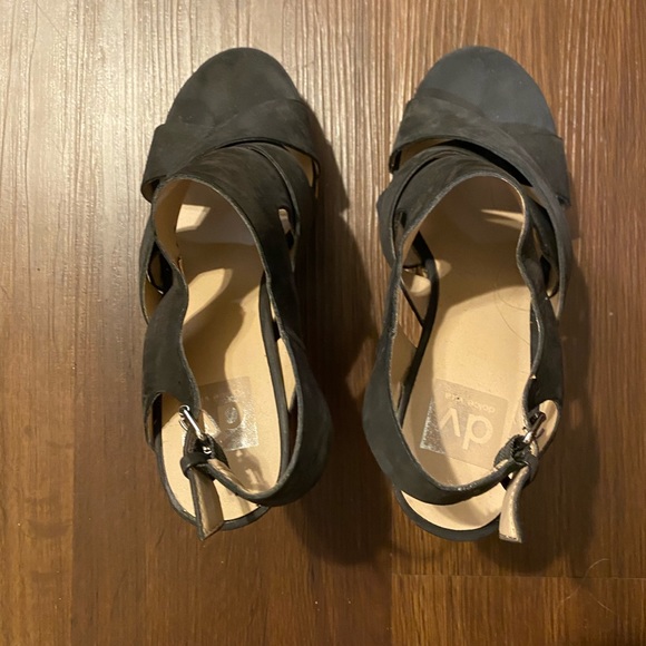 Black Wedges - Picture 3 of 3